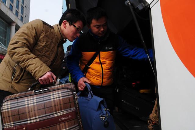 開個(gè)人力資源公司怎么賺錢，開個(gè)人力資源公司怎么賺錢的