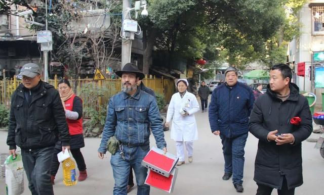 送牛奶兼職在哪個(gè)平臺(tái)好點(diǎn)，送牛奶兼職在哪個(gè)平臺(tái)好呢？