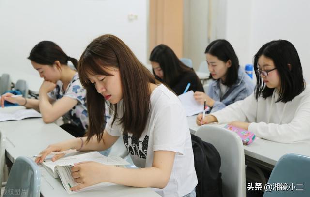 創(chuàng)新創(chuàng)業(yè)課程的收獲與感悟1500字，創(chuàng)新創(chuàng)業(yè)課程的收獲與感悟1500字開頭？