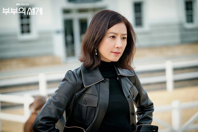 愛的迫降百度百科大結(jié)局小說，愛的迫降簡介結(jié)局？