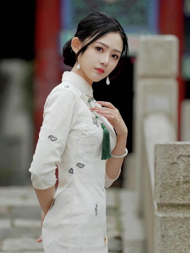 夜深人靜發(fā)朋友圈配圖真實，夜深人靜發(fā)朋友圈配圖真實一點？