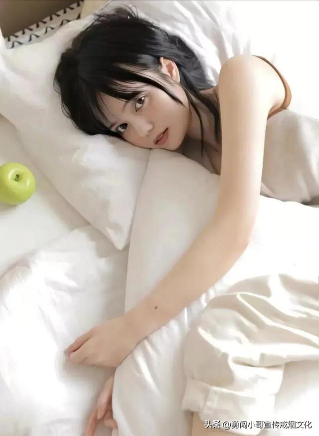 感謝鄰居送的東西朋友圈怎么發(fā)，感謝鄰居送的東西朋友圈怎么發(fā)說說？