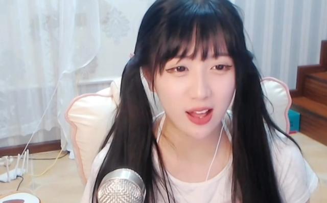 虎牙美女主播腐團，虎牙美女主播腐團視頻？