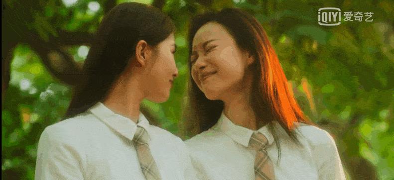 女兒跳舞發(fā)朋友圈怎么配文字，女兒跳舞發(fā)朋友圈怎么配文案？