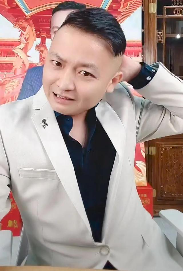 快手名字霸氣，快手名字霸氣的網(wǎng)名？