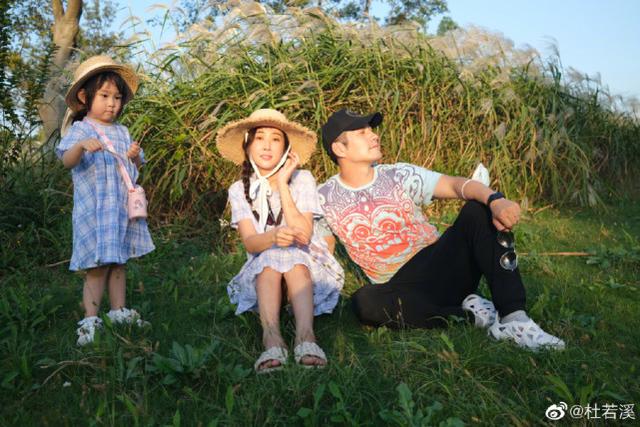 九周年結(jié)婚紀(jì)念日朋友圈說(shuō)說(shuō)怎么發(fā)，九周年結(jié)婚紀(jì)念日朋友圈說(shuō)說(shuō)怎么寫(xiě)？