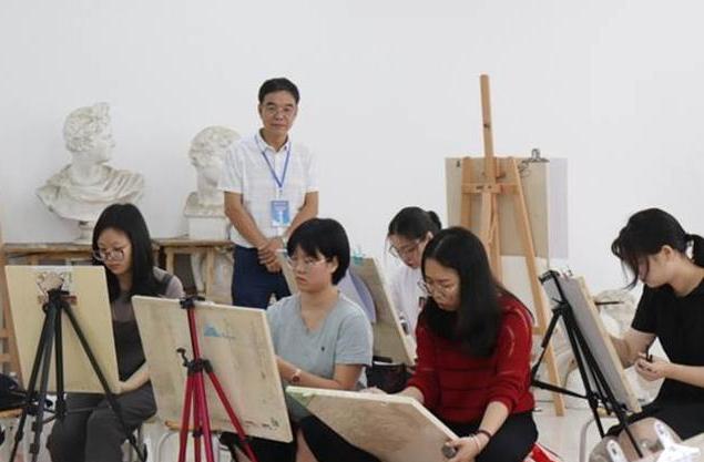 大學剛畢業(yè)千萬不要去做銷售嗎，大學剛畢業(yè)千萬不要去做銷售嗎知乎？