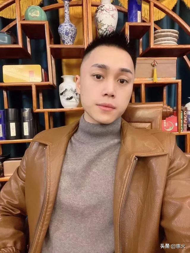 快手劉閱讀理解，快手劉閱讀理解答案小學(xué)？