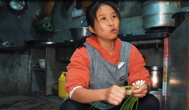 桃子姐直播帶貨翻車(chē)？賣(mài)高價(jià)量少的調(diào)料惹爭(zhēng)議，知情人一語(yǔ)揭真相