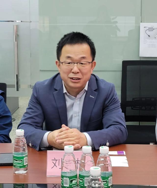 京東副總裁朱政經(jīng)，京東集團(tuán)副總裁？