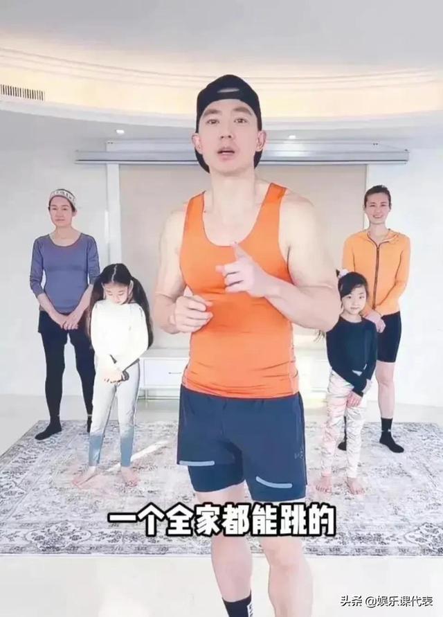 請(qǐng)下載泡芙直播視頻，幫我下載泡芙直播？
