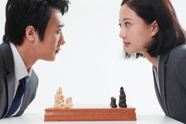 英文左右怎么區(qū)分（左右英文分別是什么）