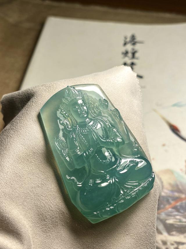 玉雕師張忠堯翡翠直播間，玉雕師張忠堯翡翠怎樣聯(lián)系？