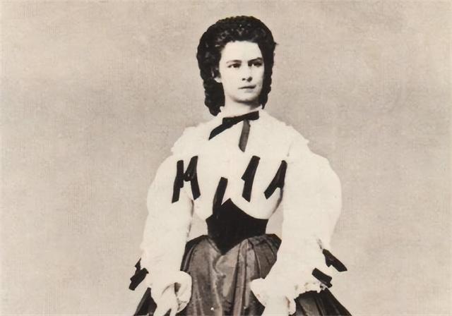 公認(rèn)世界第一美女的照片（公認(rèn)世界第一美女維密超模）