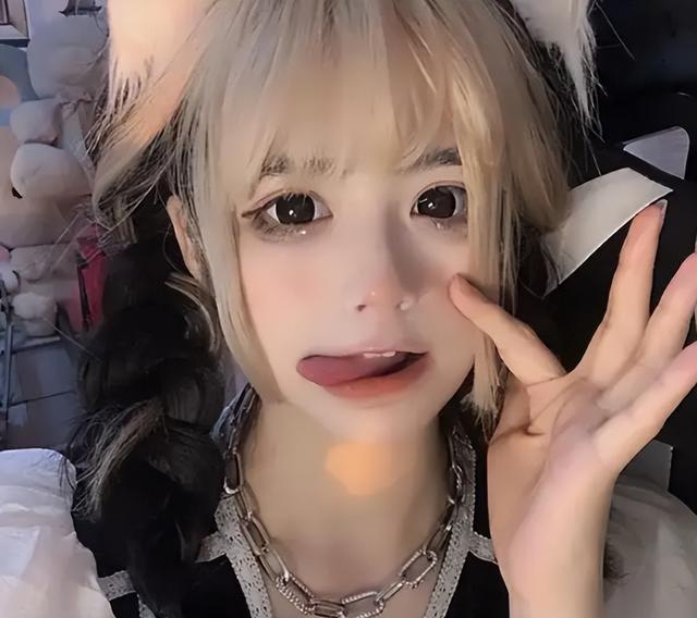 快手安妮朵朵呀資料，安妮朵朵快手小號視頻？