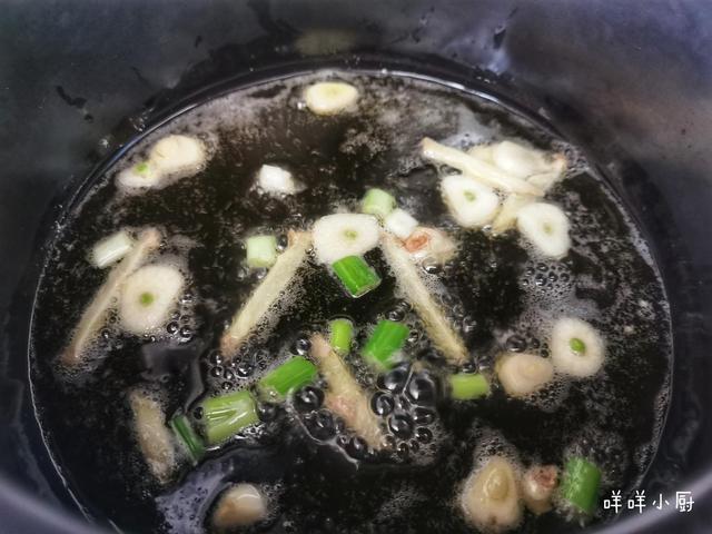 鮮蝦粉絲煲的家常做法竅門是什么，鮮蝦粉絲煲的家常做法竅門圖片？