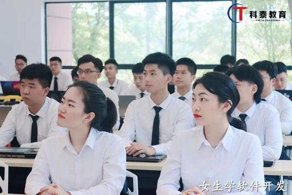 就業(yè)前景好的10大專業(yè)，學(xué)互聯(lián)網(wǎng)以后能干什么？