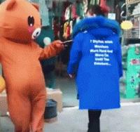 發(fā)傳單怎么吸引客戶進店（發(fā)傳單怎么吸引客戶的）