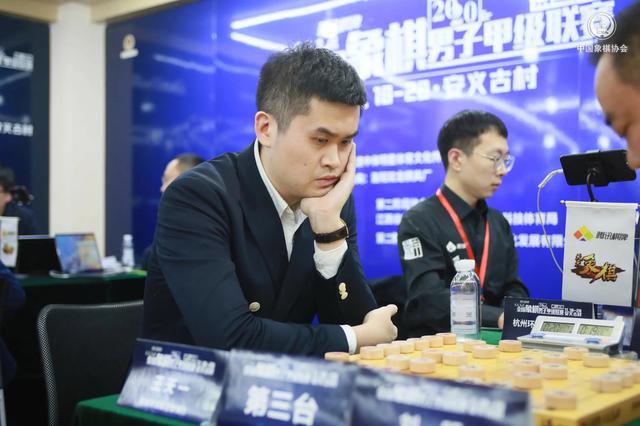八卦象棋大師直播視頻教程，八卦象棋大師直播？