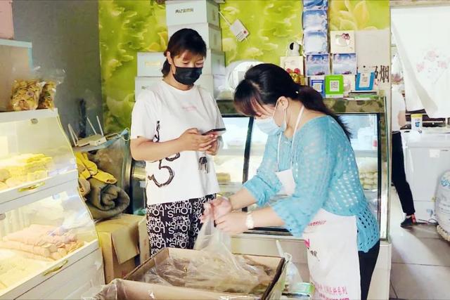 蛋糕發(fā)朋友圈文案短句，賣蛋糕發(fā)朋友圈配文字？