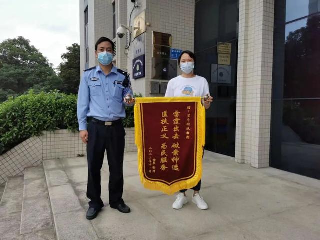 京東24小時(shí)服務(wù)熱線(xiàn)，京東服務(wù)熱線(xiàn)電話(huà)號(hào)碼？