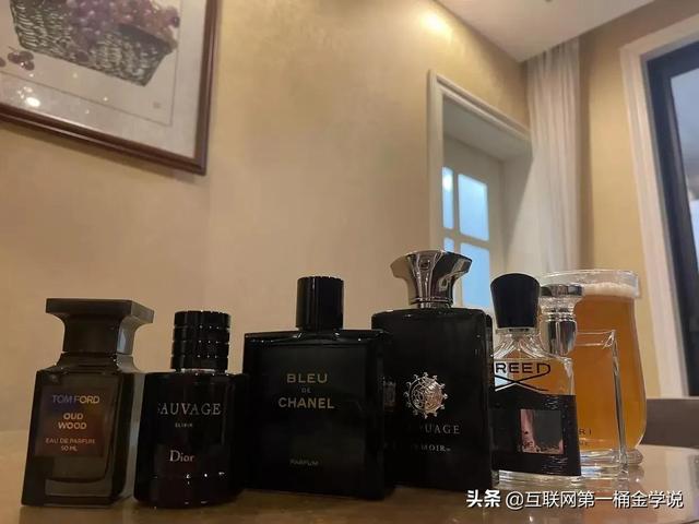 現(xiàn)在抖音做什么類型最賺錢呢，現(xiàn)在抖音做什么類型最賺錢呢女生？
