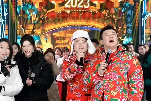 晚上室外直播用什么樣的燈好，夜間戶外直播用什么燈？