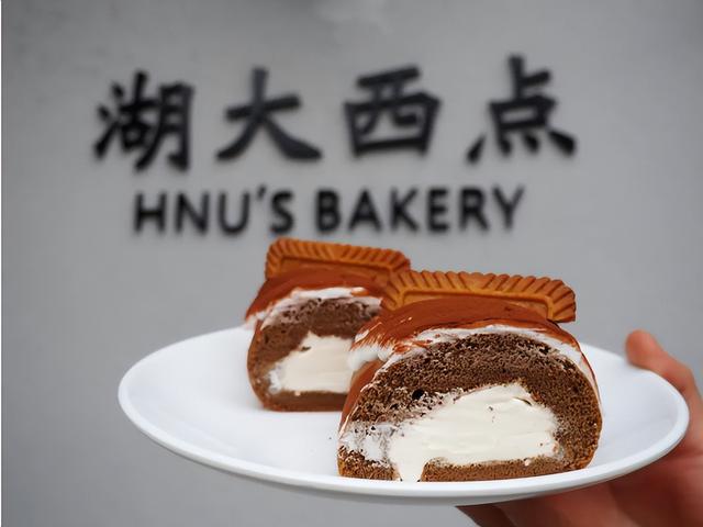 大學(xué)食堂最火爆的項(xiàng)目拌飯，大學(xué)食堂最火爆的項(xiàng)目牛肉飯？