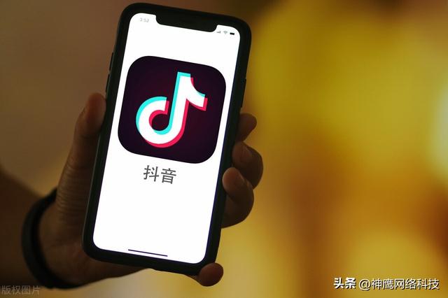 抖音的特點(diǎn)和優(yōu)勢(shì)，抖音的特點(diǎn)和優(yōu)勢(shì)論文？