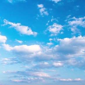 表達心情的句子發(fā)朋友圈，表達心情的句子發(fā)朋友圈短句？