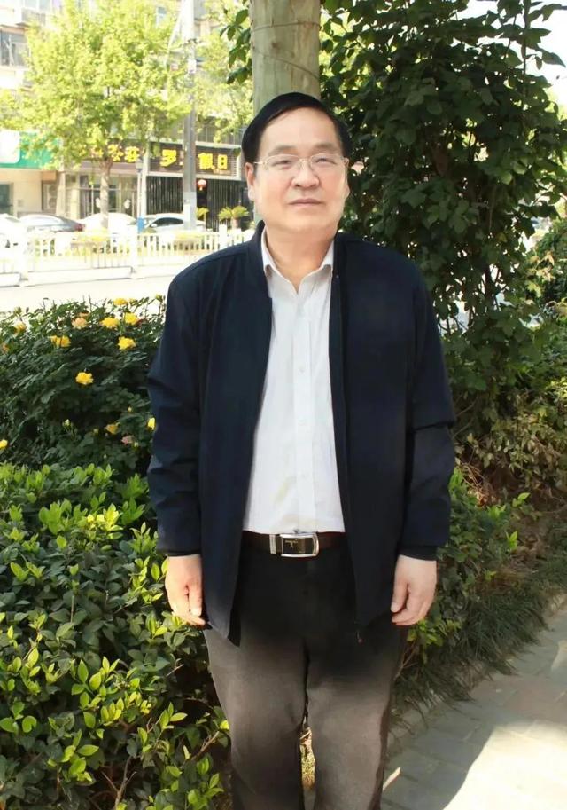 抖音怎么刪除關(guān)注的人并且看不到他的存在，抖音怎么刪除關(guān)注的人并且看不到他的存在呢？