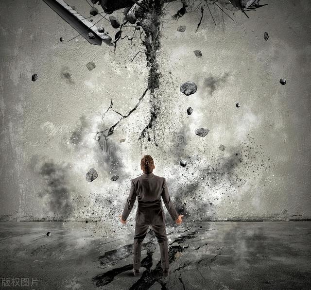 如何創(chuàng)業(yè)白手起家開公司，怎樣白手起家賺錢思路？