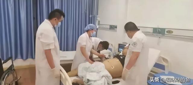 yy直播是免費(fèi)的嗎，yy直播一天能掙多少錢？