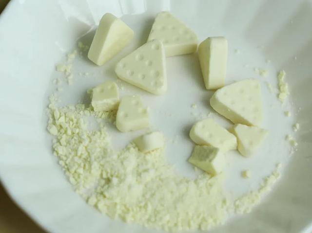 抖音很火的奶片c，抖音很火的奶片裸搖？