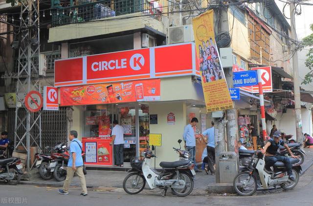 便利店賺錢嗎為什么那么多便利店，便利店掙錢么？