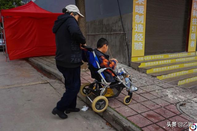 兼職圖片帶字可愛不帶水印，求兼職圖片帶字可愛？