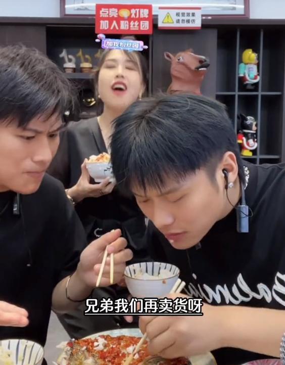 小楊哥最新搞笑視頻，搞笑小楊哥全集？