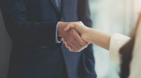 人力資源和社會保障政務(wù)服務(wù)平臺，全國人力資源和社會保障政務(wù)服務(wù)平臺？