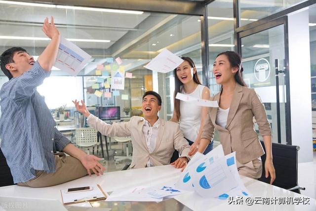4歲初中生怎么賺錢，初中生如何賺錢？"